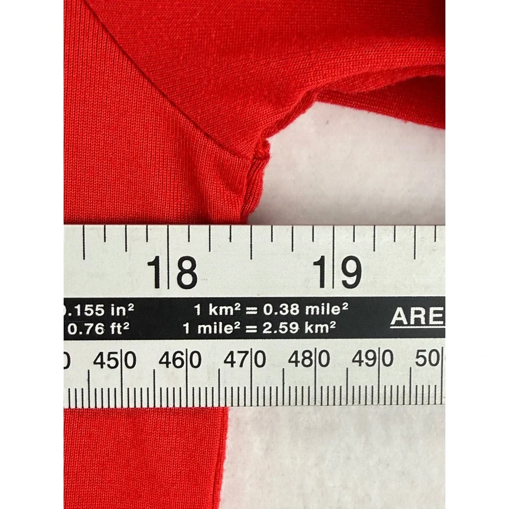 Nike Dri-FIT T-Shirt Kids XL Red Short Sleeve Swoosh Logo Graphic‎ Tee
